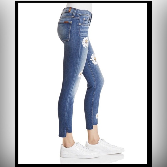 NWOT 7 For All Mankind Ankle Skinny Jeans in Distressed with Daisies, size 26 - Picture 15 of 16
